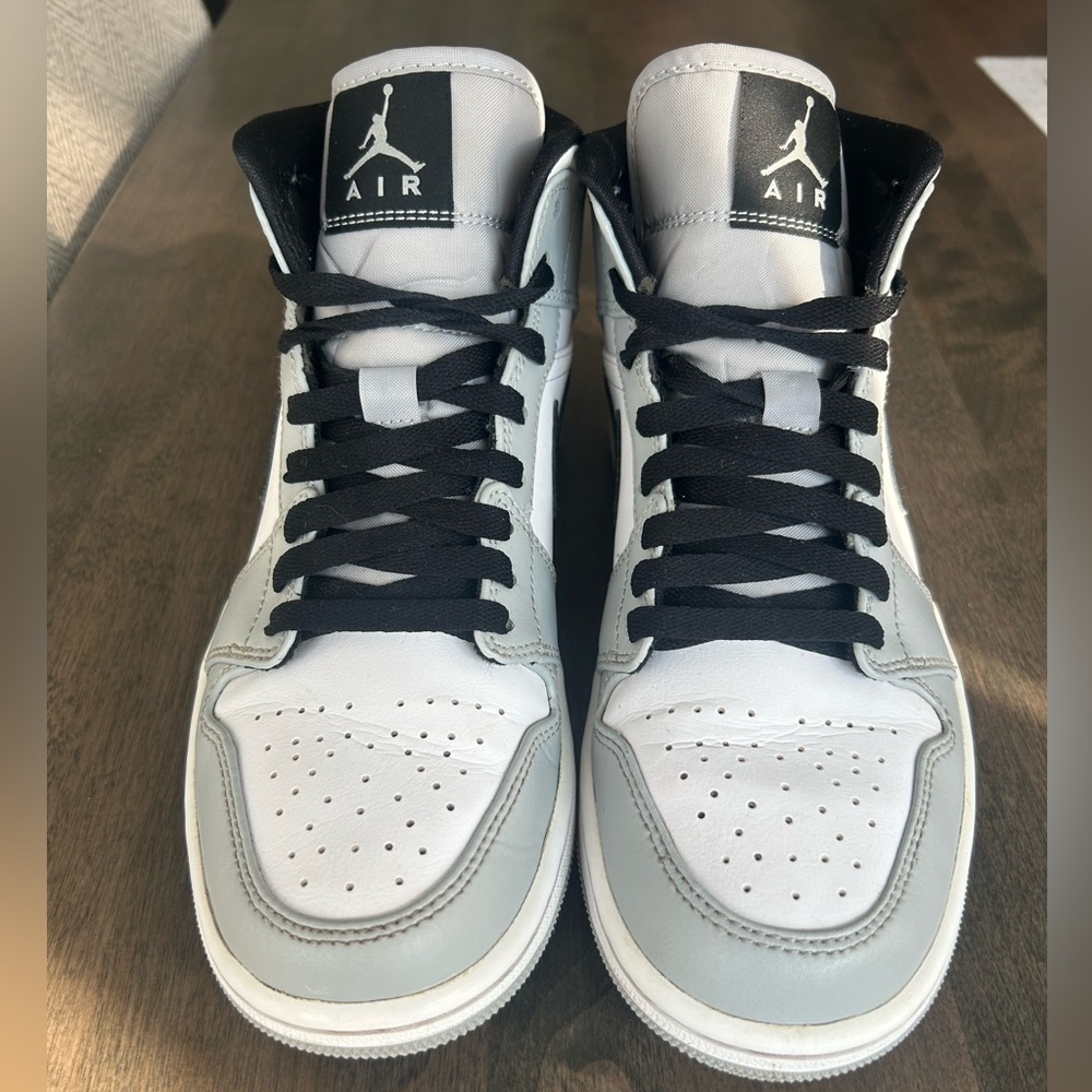 jordan 1 mid light smoke grey womens footlocker